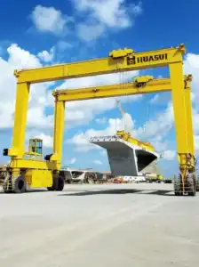 Straddle Carrier