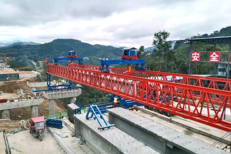 Menakluki Rupa Bumi Kompleks: Pembinaan pada Kecerunan 5% dan Lengkungan Ketat 200m