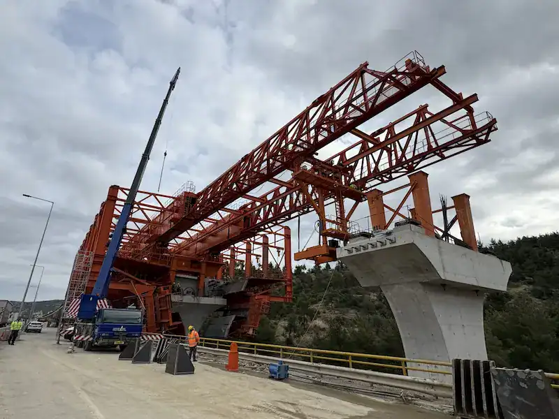 HSCRANE Bridge Launching Gantry