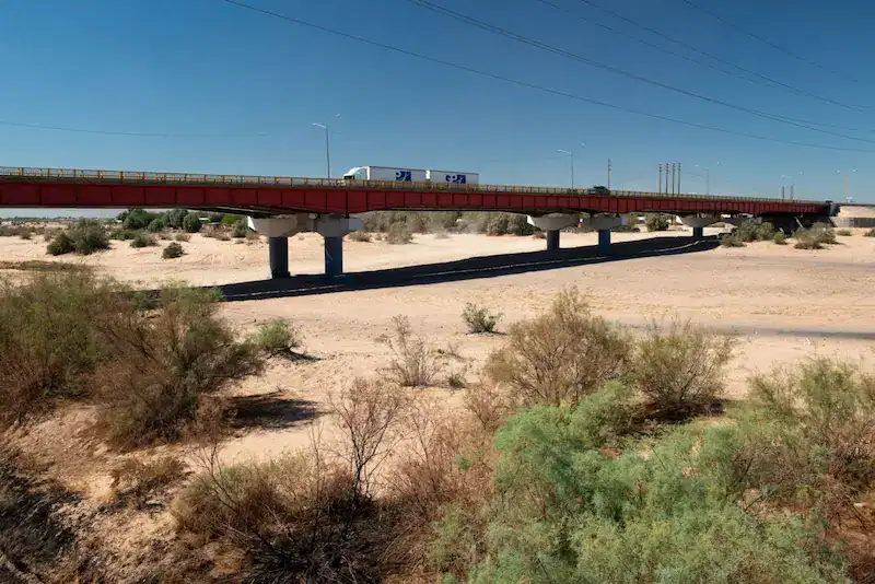 River Valley / Tidal Flat Bridges