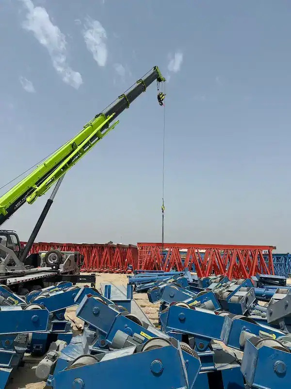 Core technical specifications of the bridge girder launcher