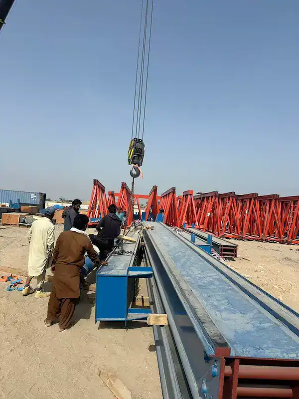 Core technical specifications of the bridge girder launcher
