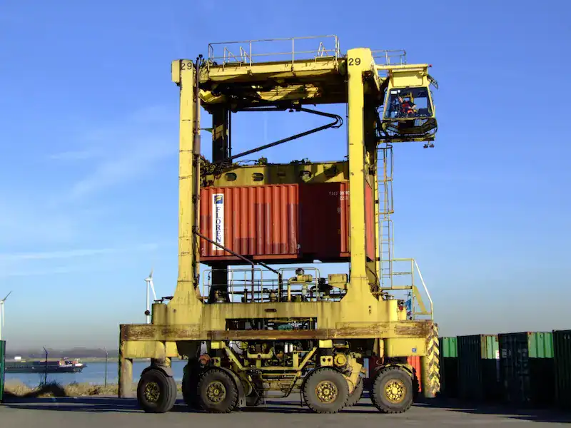 Terminal à conteneurs portuaire