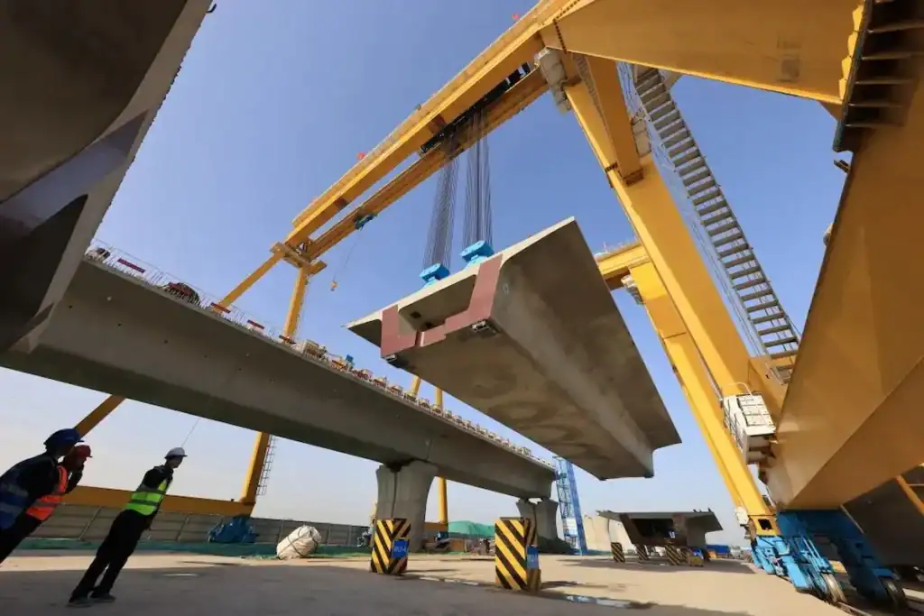 Beam Lifting Gantry Crane Operating System Safety Assurance