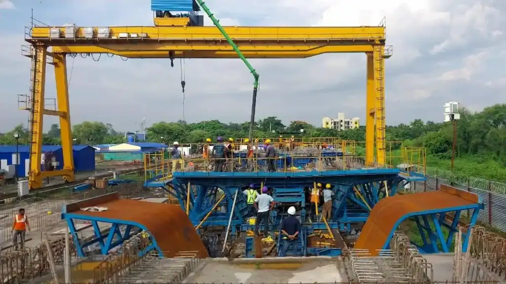 When Is a Gantry Crane Better for a Precast Beam Yard?
