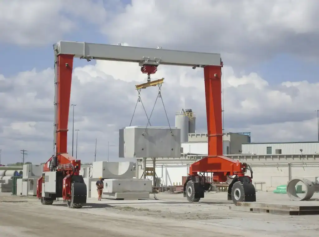 HSBRIDGE 50t Straddle Carrier Dubai Precast Beam Handling Case Study